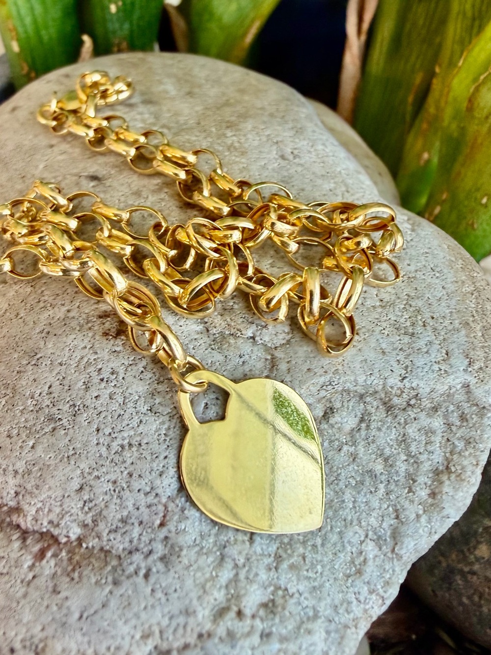 14 karat gold bracelet